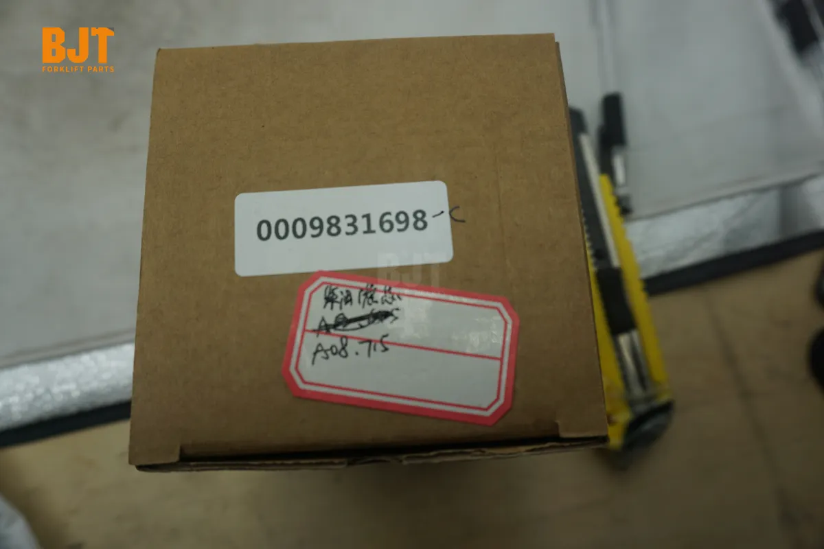 0009831698