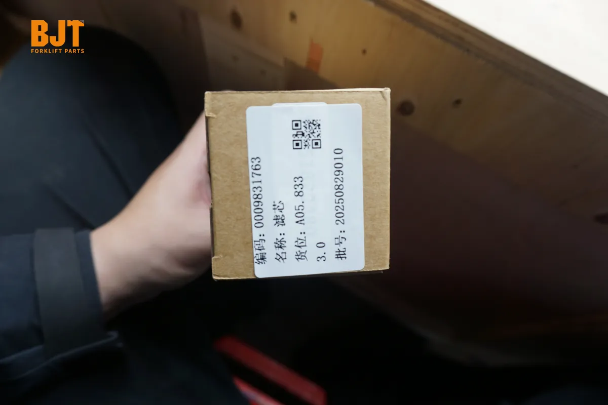 0009831763