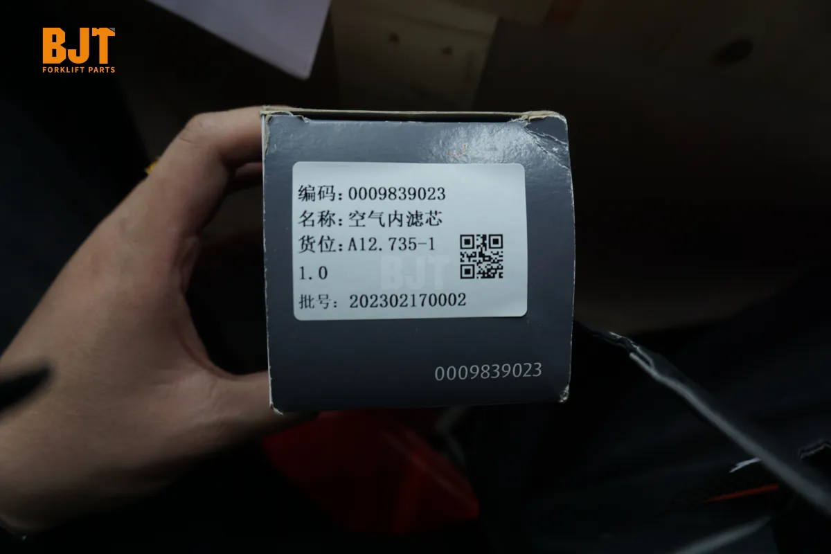 0009839023