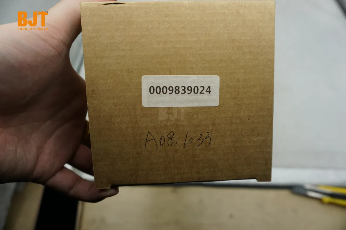 0009839024