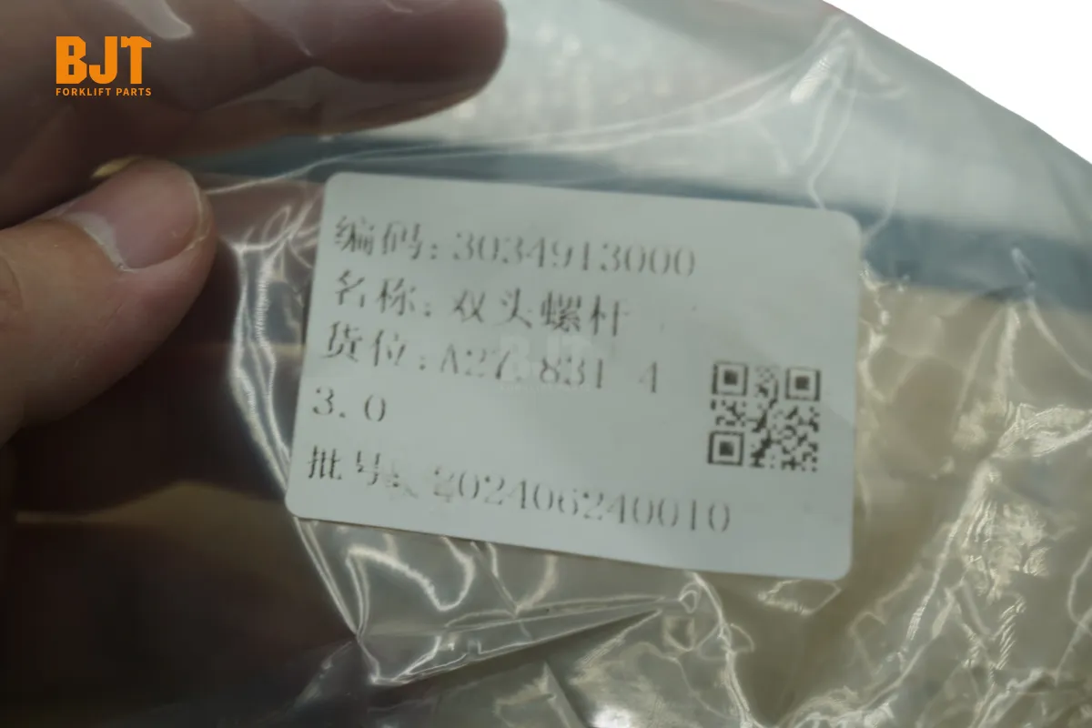 3034913000