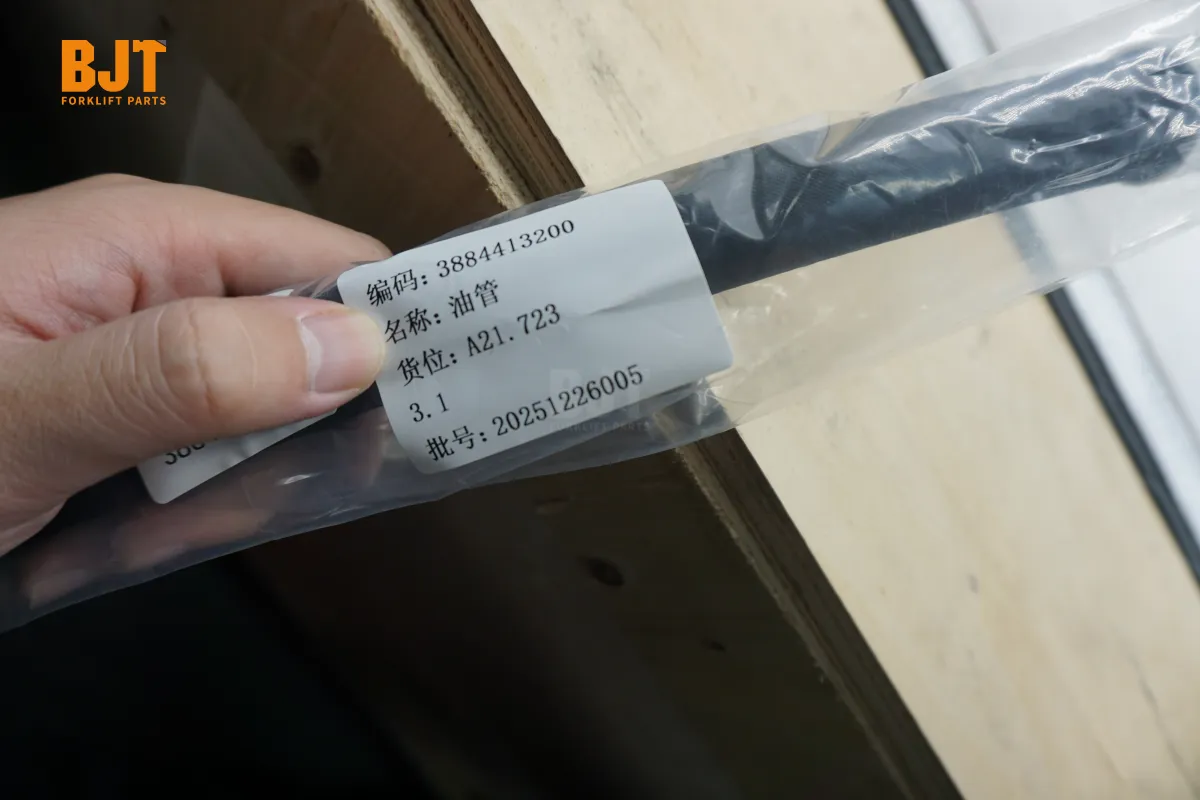 3884413200