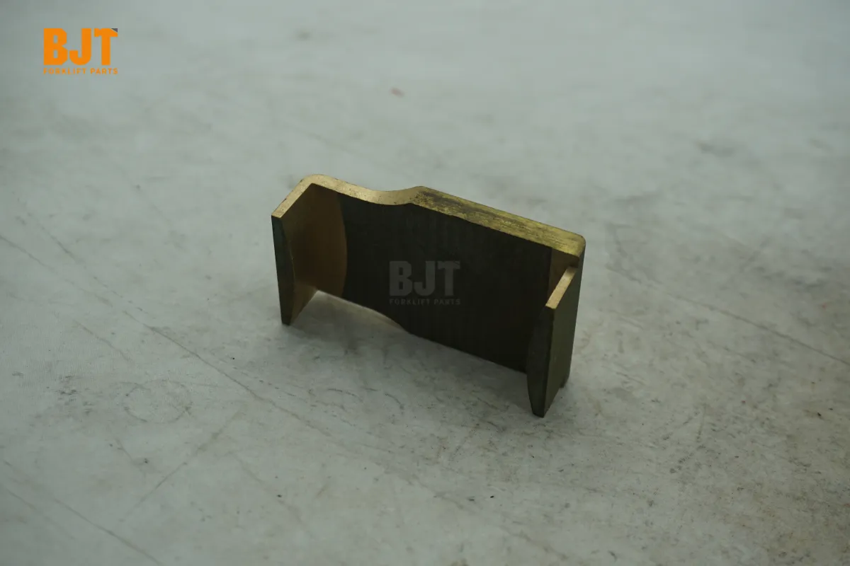 1904465600