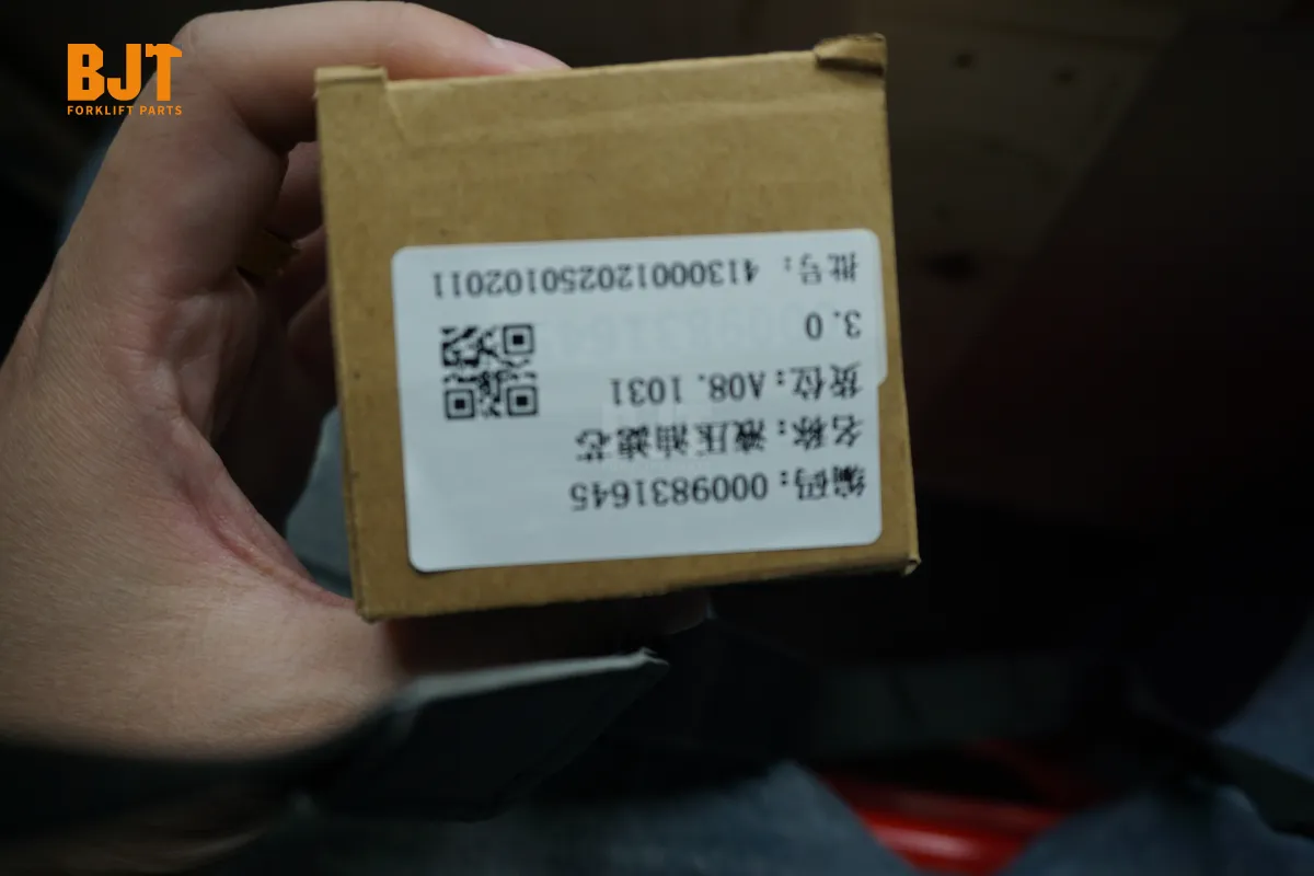 0009831645