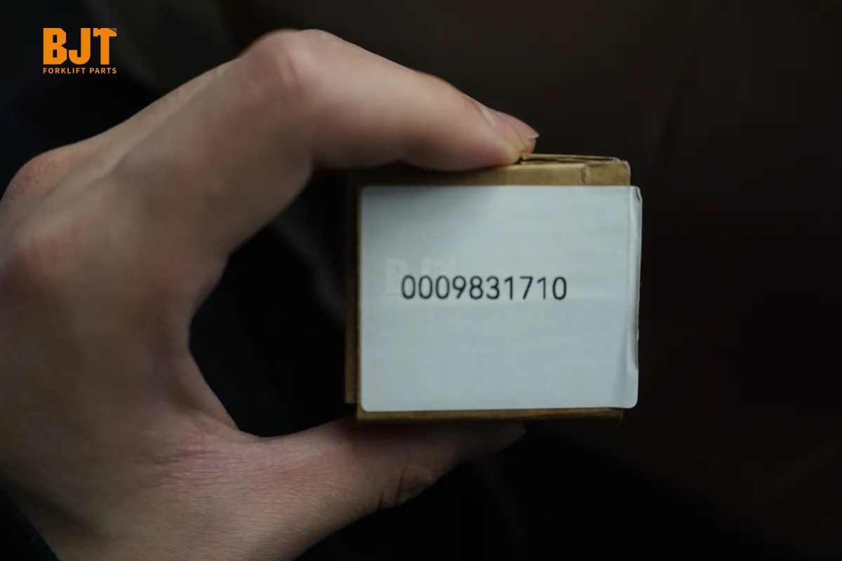 0009831710